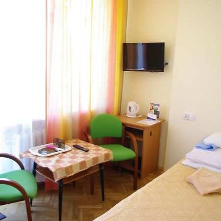 Osrodek Uzdrowiskowy Beskid Hotel Wysowa-Zdrój Екстериор снимка