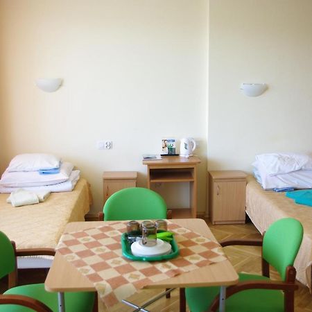 Osrodek Uzdrowiskowy Beskid Hotel Wysowa-Zdrój Екстериор снимка