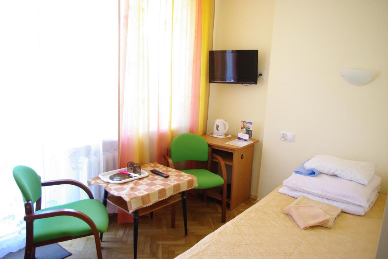 Osrodek Uzdrowiskowy Beskid Hotel Wysowa-Zdrój Екстериор снимка