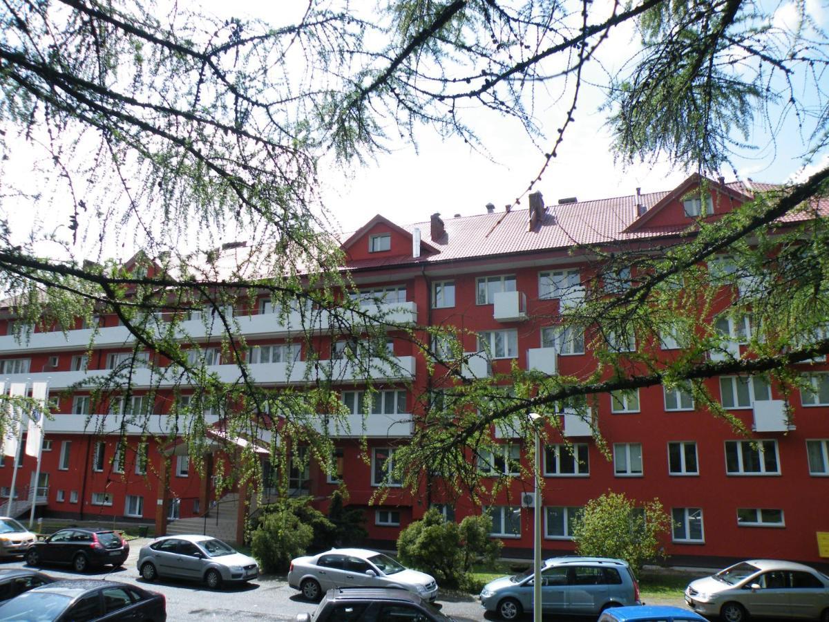 Osrodek Uzdrowiskowy Beskid Hotel Wysowa-Zdrój Екстериор снимка